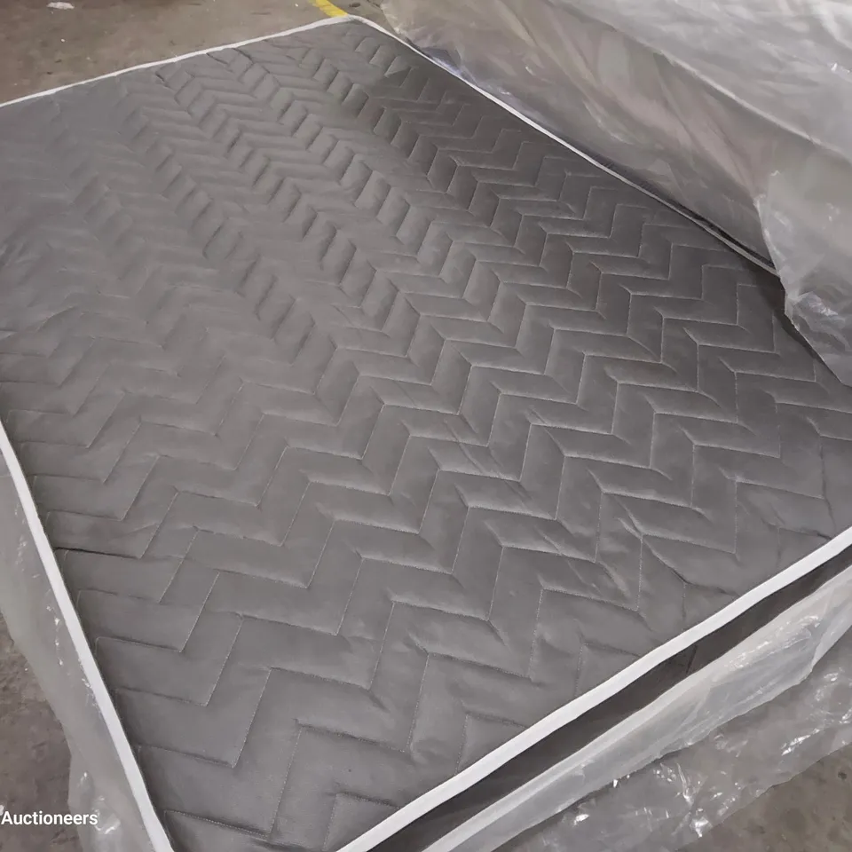 UNBAGGED UNBRANDED 4' SMALL DOUBLE MATTRESS 