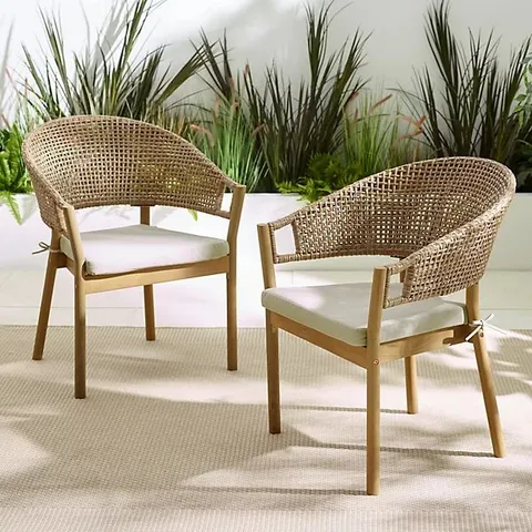 BOXED FURNITUREBOX 2x ASA SET WOODEN GARDEN DINING CHAIRS, WICKER RATTAN GARDEN CHAIRS, OUTDOOR & PATIO DINING CHAIRS, CREAM CUSHIONS
