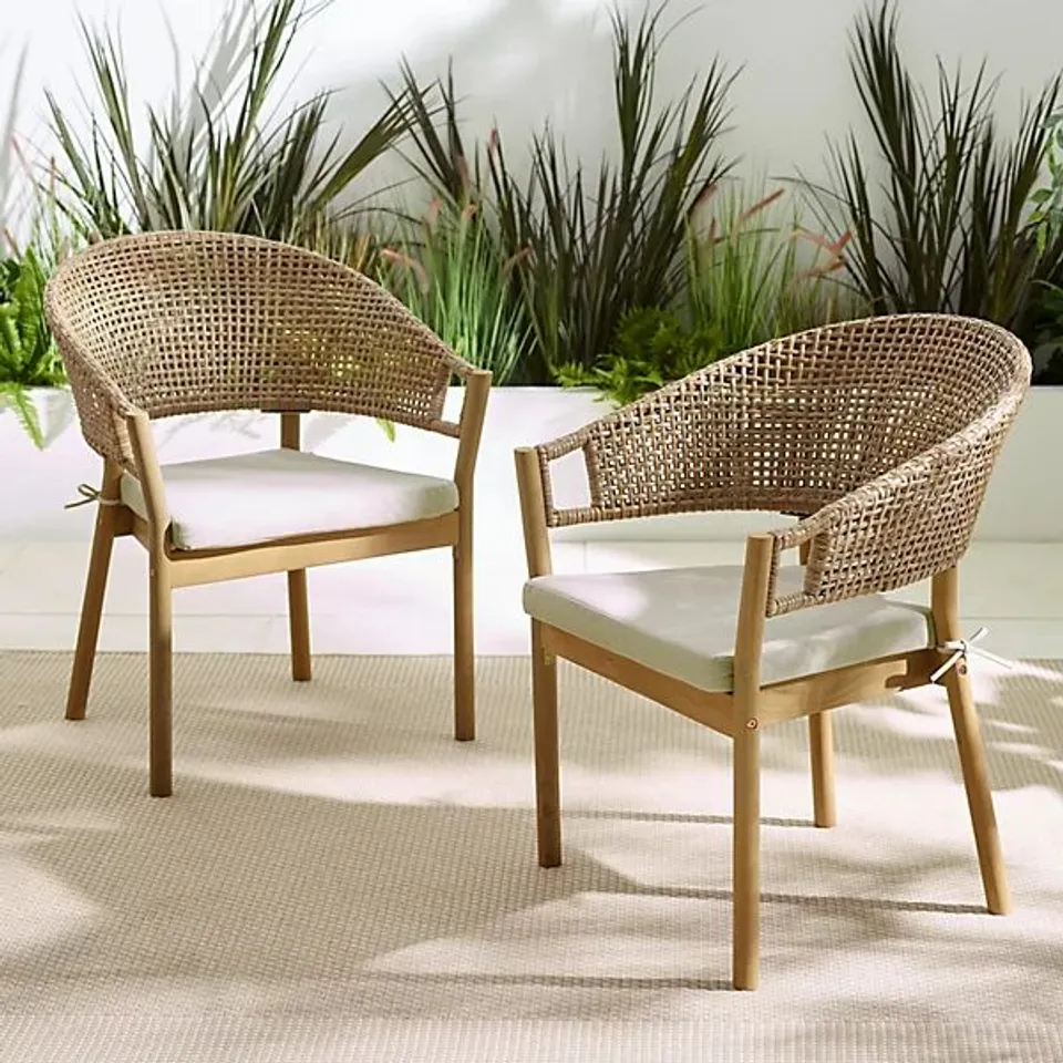BOXED FURNITUREBOX 2x ASA SET WOODEN GARDEN DINING CHAIRS, WICKER RATTAN GARDEN CHAIRS, OUTDOOR & PATIO DINING CHAIRS, CREAM CUSHIONS
