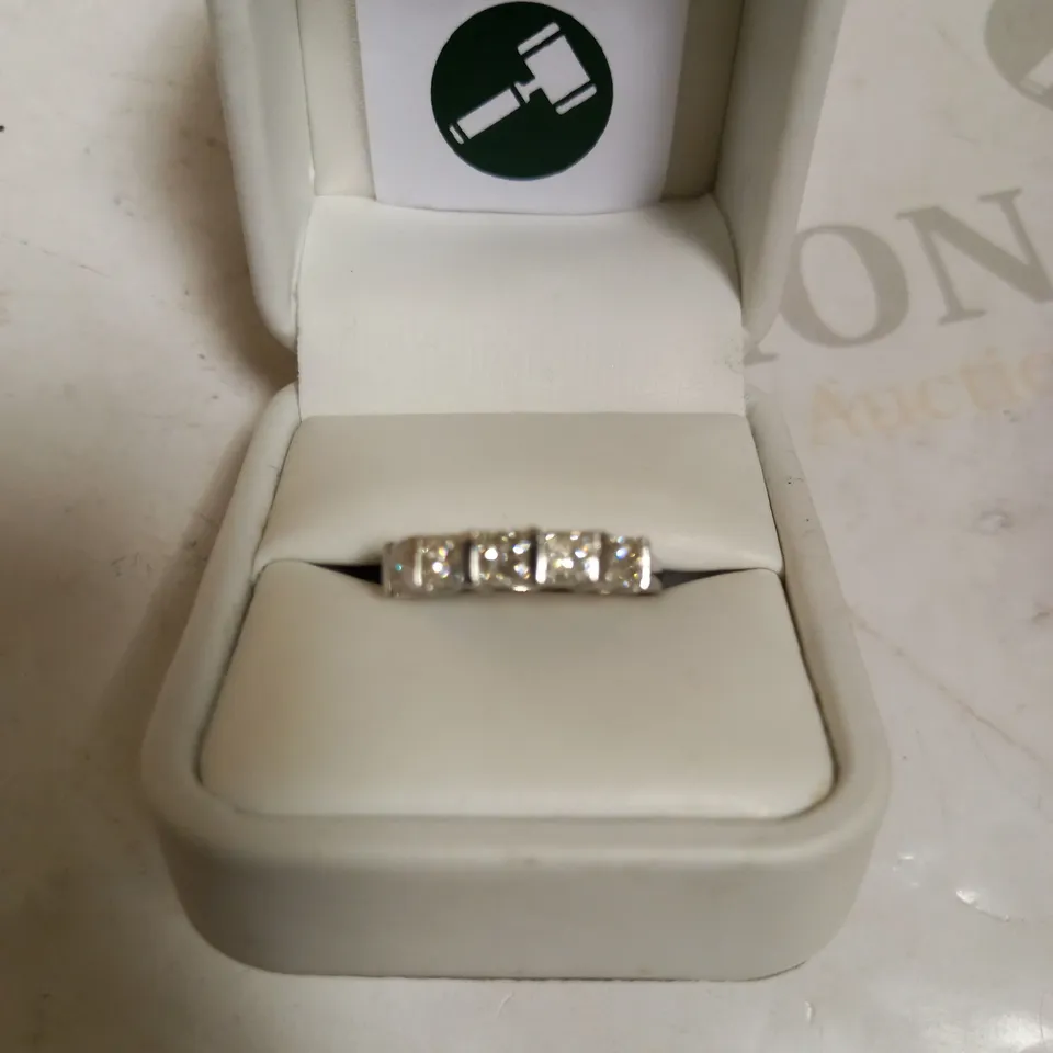18CT WHITE GOLD FIVE STONE HALF ETERNITY RING SET WITH PRINCESS CUT DIAMONDS WEIGHING +1.61CT