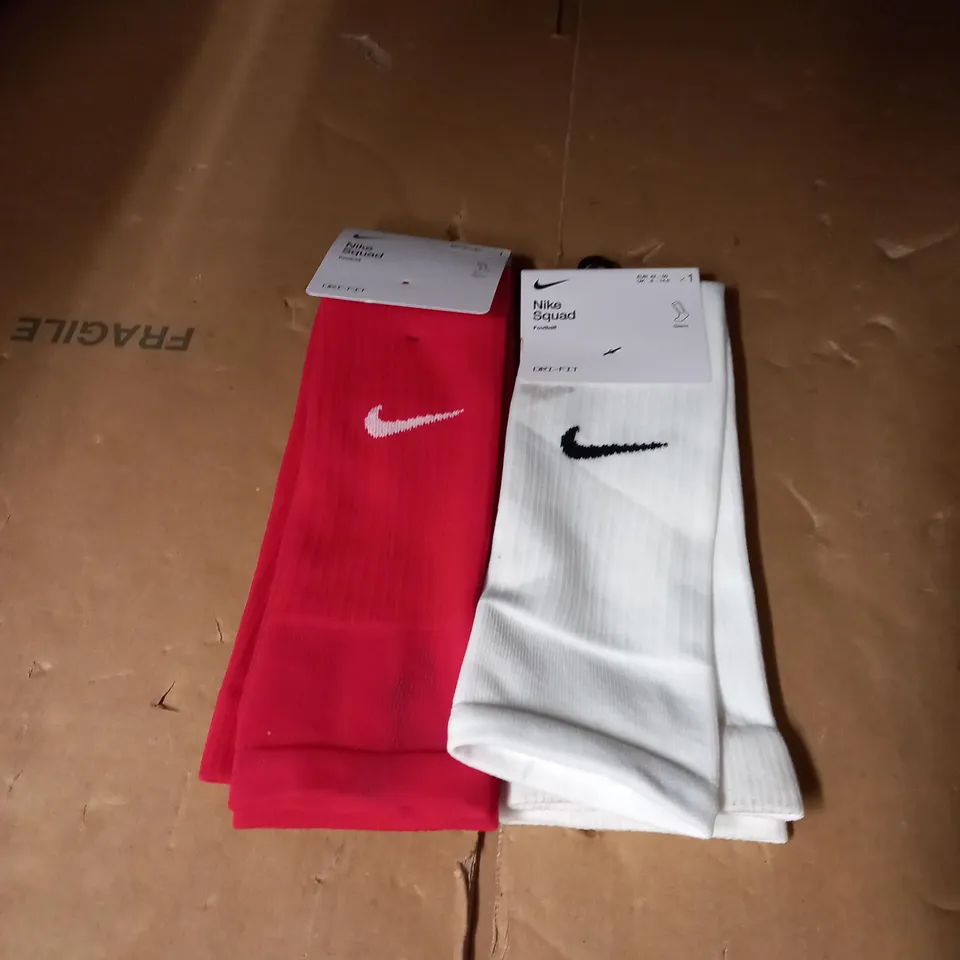 2 PARIS OF NIKE RED/WHITE SOCKS 