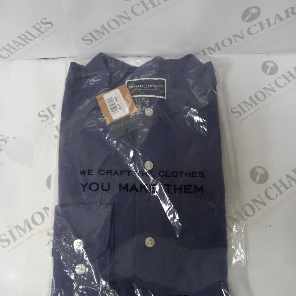 CHARLES TYRWHITT SLIM FIT WASHED OXFORD COLLAR - M
