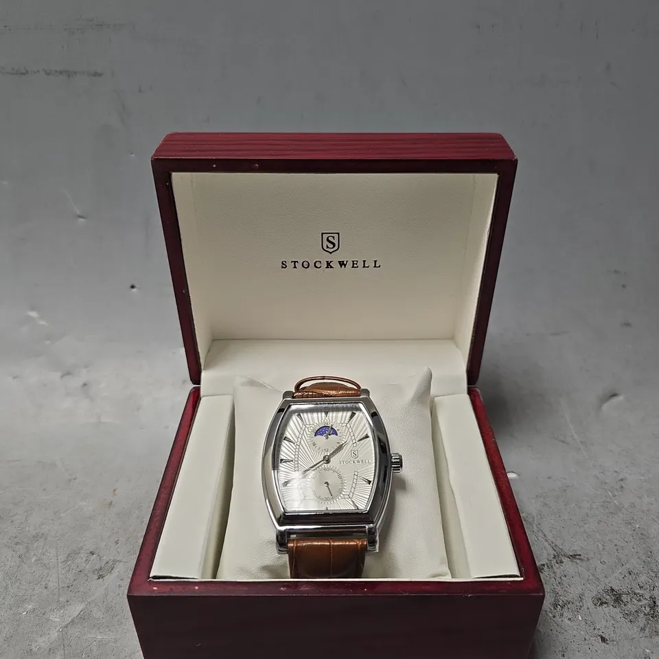 STOCKWELL WATCH – SUB DIALS AND MOONPHASE MOVEMENT – LEATHER STRAP – GIFT BOX 