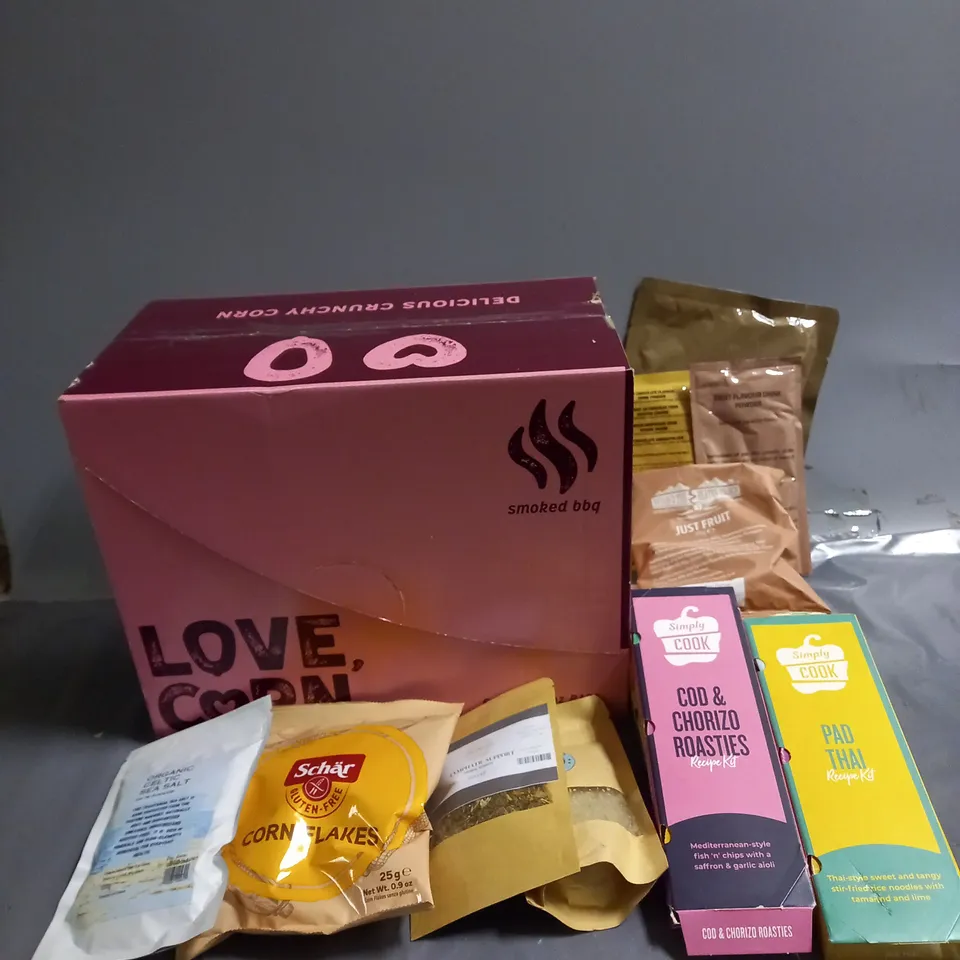 APPROXIMATELY 10 ASSORTED FOOD/DRINK PRODUCTS TO INCLUDE - LOVE CORN SMOKED BBQ - SIMPLY COOK RECIPIE KITS - ORGANIC CELTIC SEA SALT - ETC