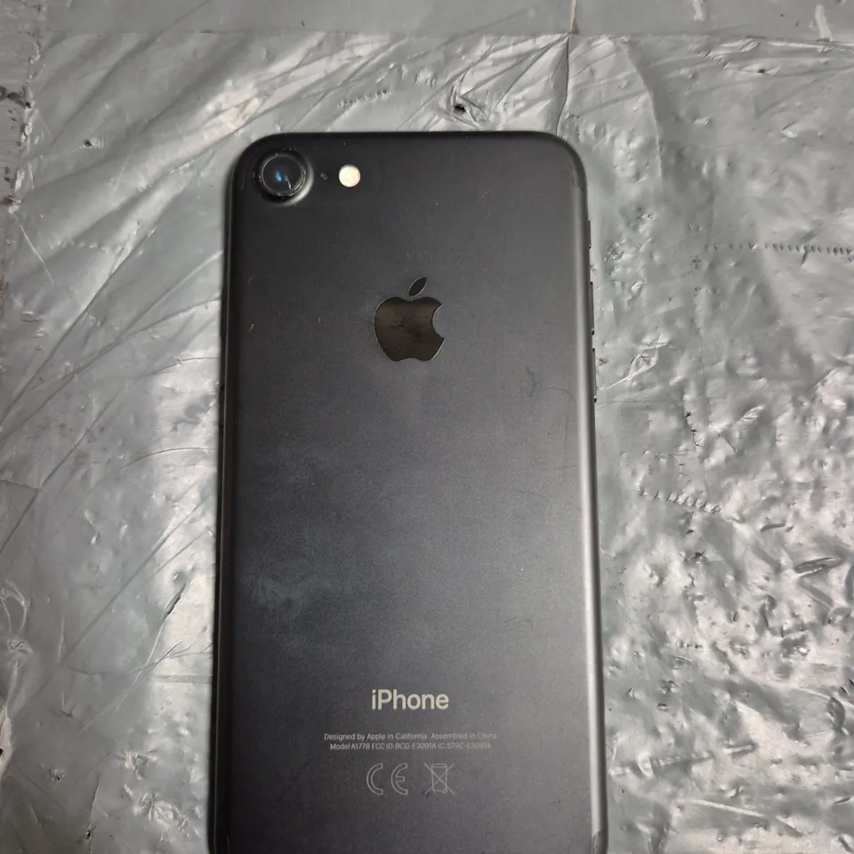 APPLE IPHONE 7 - MODEL A1778