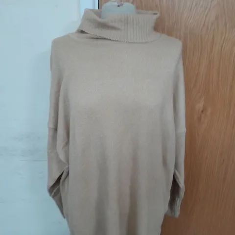 BRAVE SOUL LONG TURTLENECK JUMPER IN TAN SIZE 12