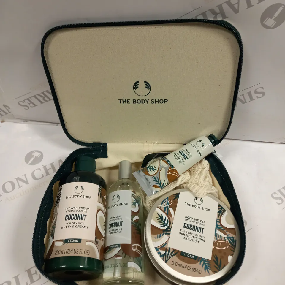 THE BODY SHOP CREAMY & DREAMY COCONUT BIG GIFT SET 