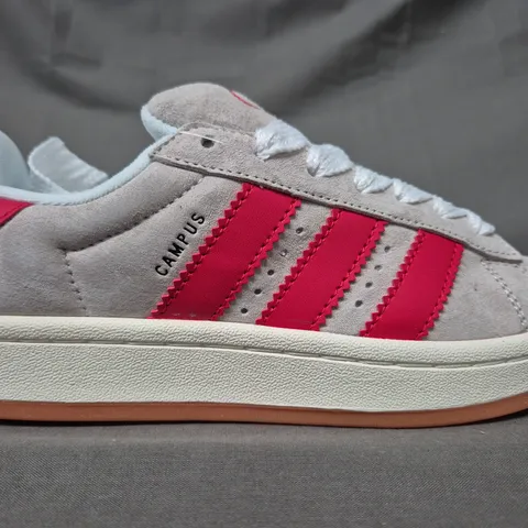 BOXED PAIR OF ADIDAS CAMPUS 00S SHOES IN GREY/RED UK SIZE 5