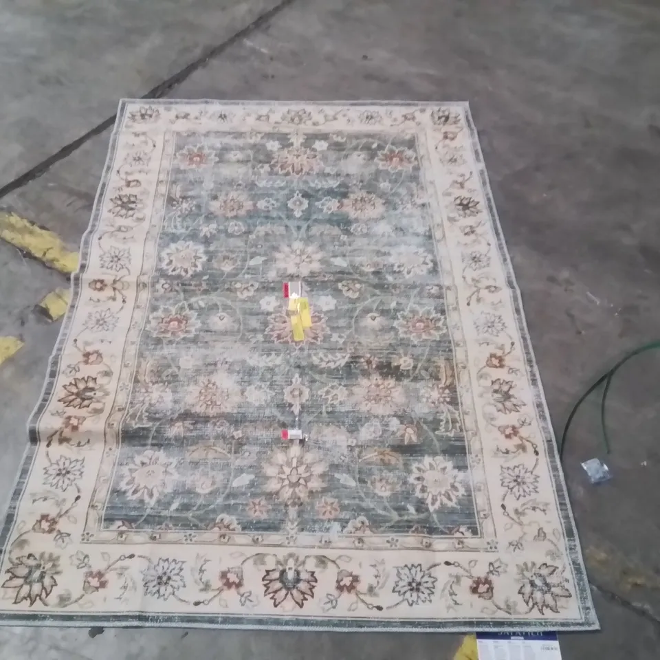 QUALITY DESIGNER AREA RUG - APPROXIMATELY 183X122CM