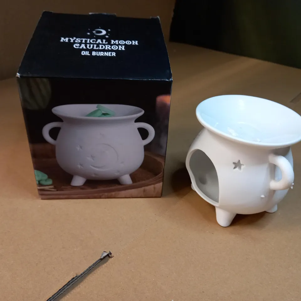 BOXED MYSTICAL MOON CAULDRON OIL BURNER