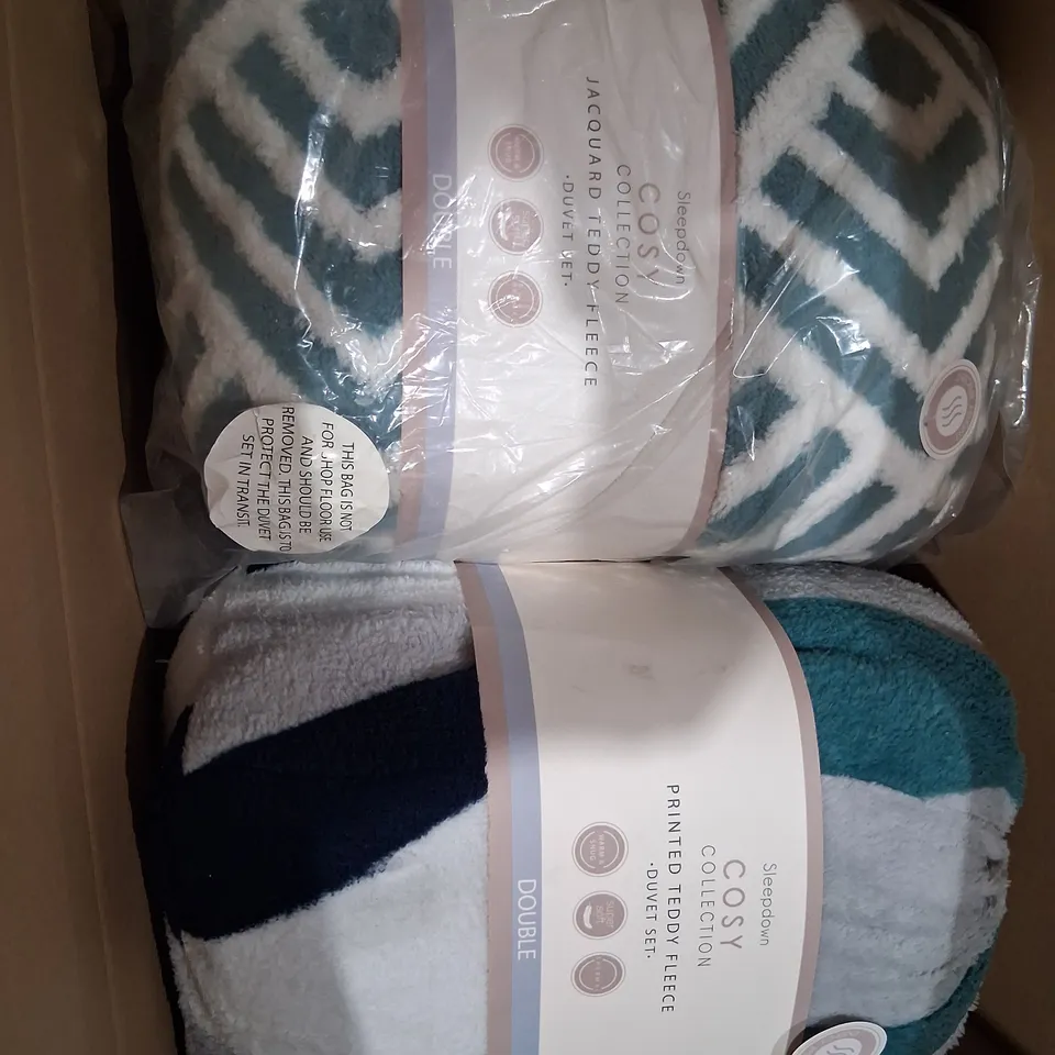 FOUR ASSORTED SLEEPDOWN COSY COLLECTION TEDDY FLEECE DUVET SETS