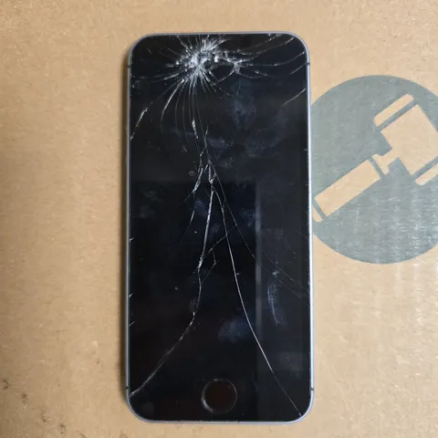 APPLE IPHONE SE SMARTPHONE 