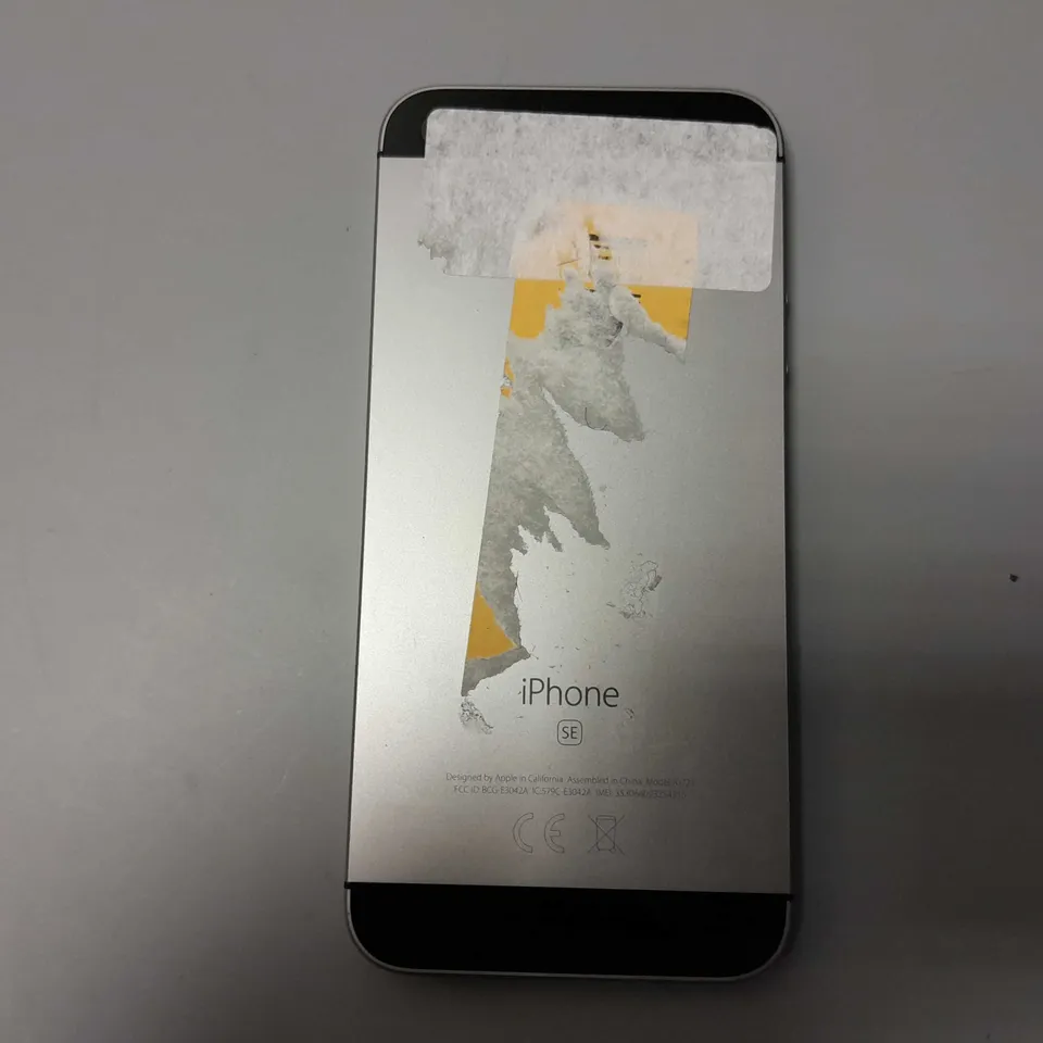 APPLE IPHONE SE SMARTPHONE