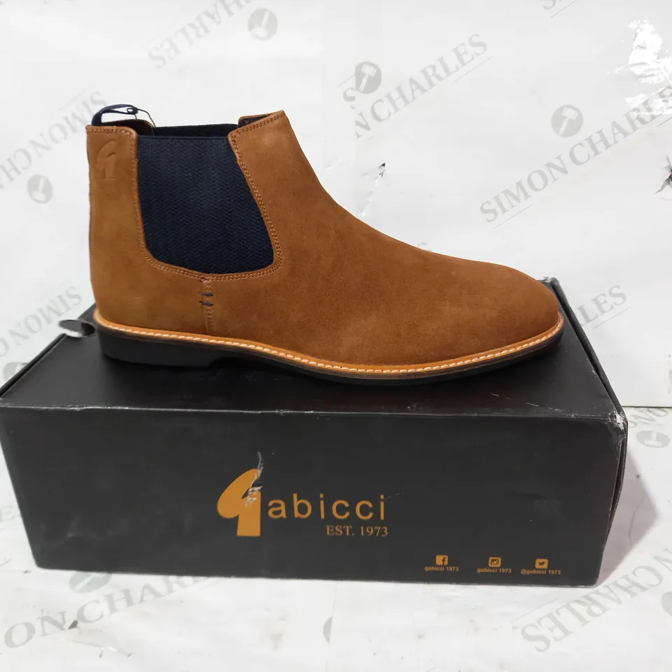 BOXED PAIR OF GABICCI SUEDE SHOES IN BROWN/NAVY UK SIZE 9