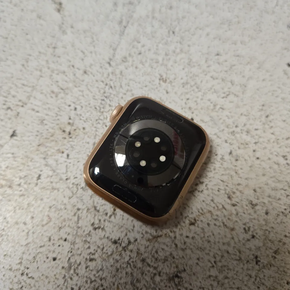 APPLE WATCH SERIES 6 A2375
