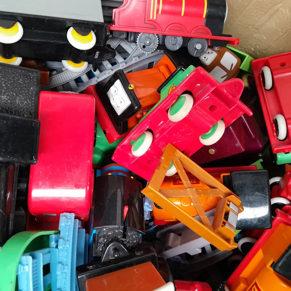BOX OF ASSORTED THOMAS THE TANK ENGINE TRAINS AND TRACK PIECES