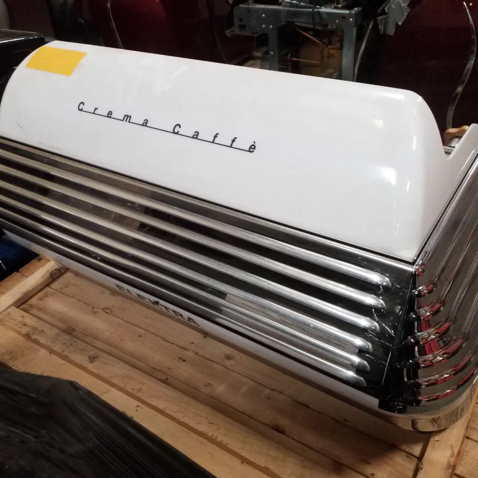 ELEKTRA BARLUME 3-GROUP COFFEE MACHINE