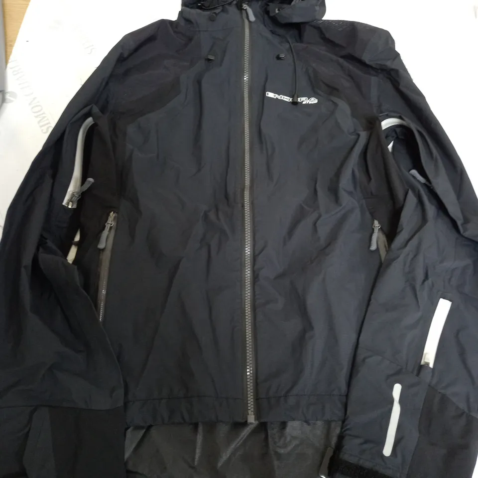 ENDURA MT500 ZIP COAT IN BLACK/NAVY - LARGE