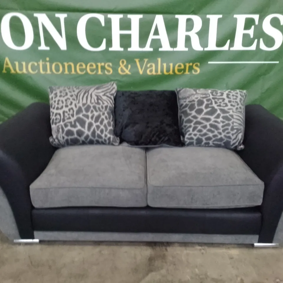 QUALITY DESIGNER 2 SEATER SOFA - GREY/BLACK FABRIC 