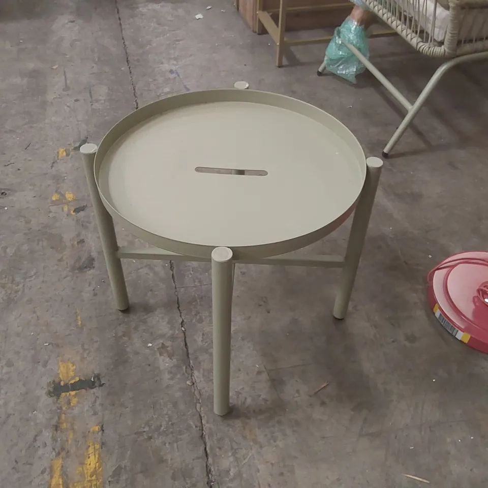 DESIGNER METAL OUTDOOR TABLE