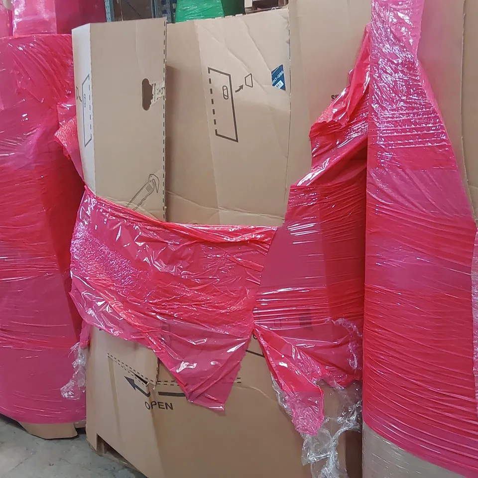 PALLET OF ASSORTED ITEMS INCLUDING: KINDERKRAFT MOOV 2 AIR 3-IN-1 STROLLER, MIDEA MOBILE AIR CONDITIONER, BABY PLAYPEN, RETRACTABLE SAFETY GATE, BED RAIL GUARD ECT