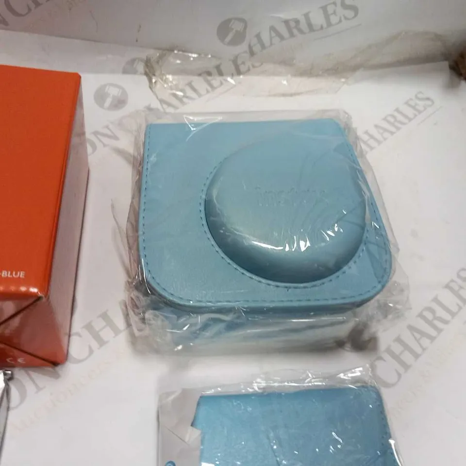 BOXED FUJIFILM INSTAX MINI 11 SKY BLUE BUNDLE