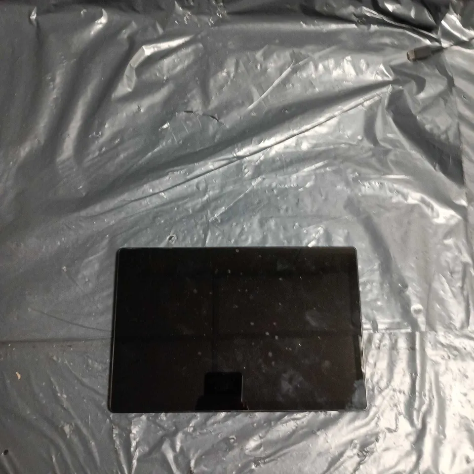 SAMSUNG GALAXY TABLET SM-X200 32GB – SILVER