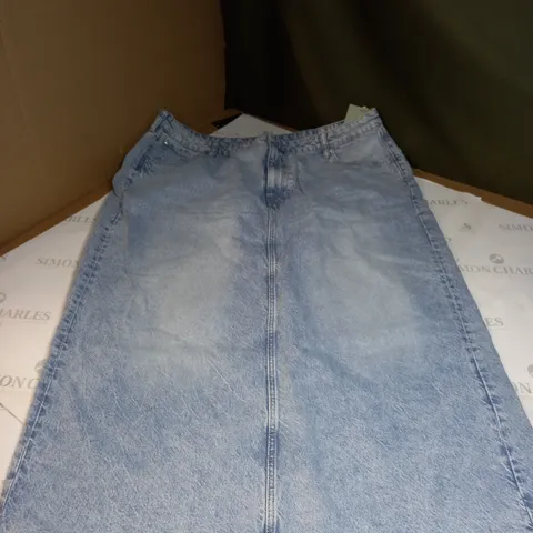 H&M DENIM JEANS SIZE XXL
