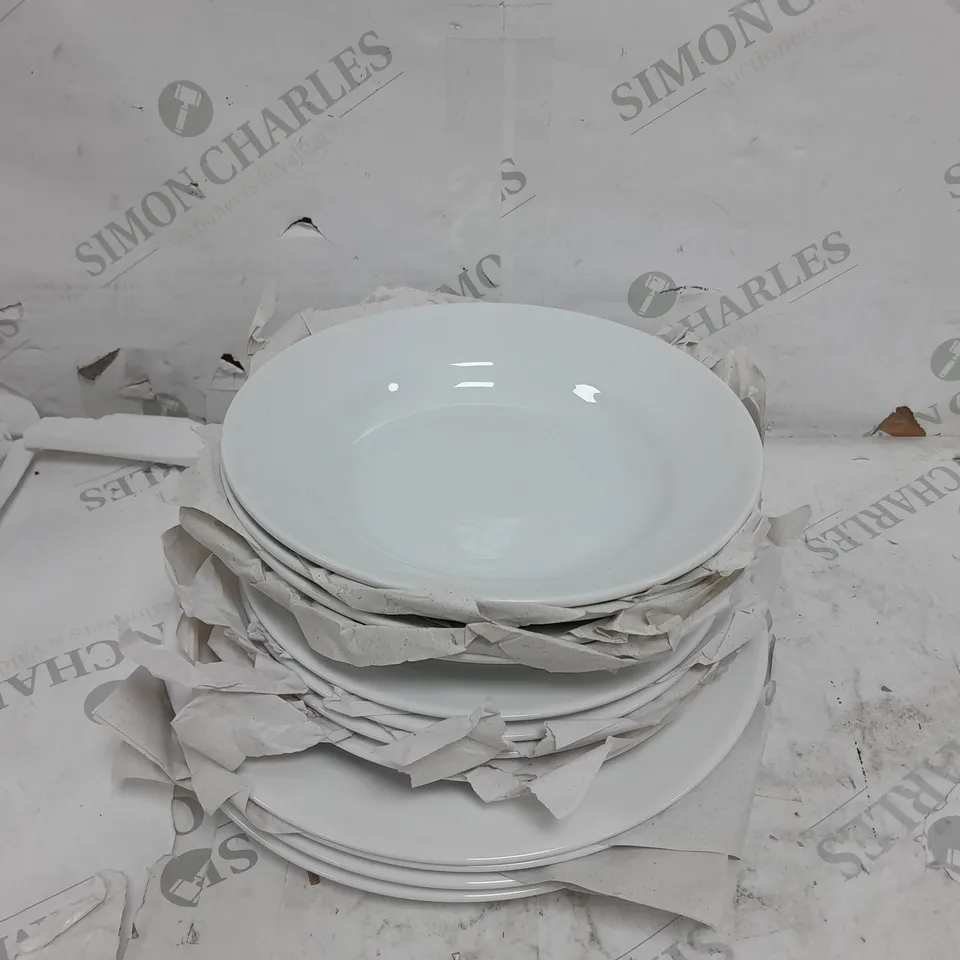 BOXED GEORGE HOME 12 PIECE DINNER SET IN WHITE INCLUDES 4 DINNER PLATES, 4 SIDE PLATES AND 4 BOWLS 