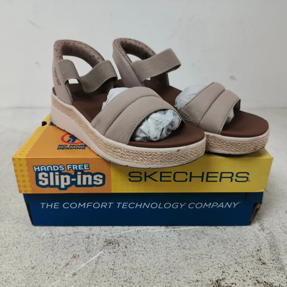 SKECHERS BOBS SUN RAY SLIP-INS SANDAL - 3