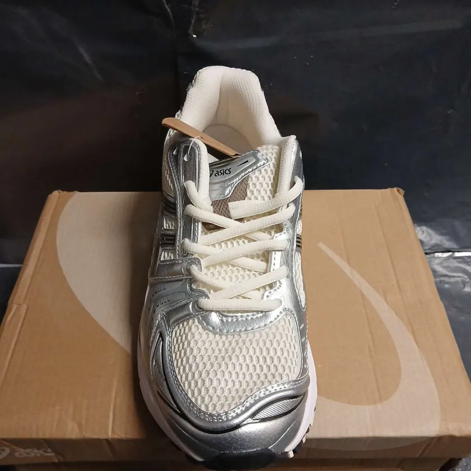 BOXED PAIR OF ASICS GEL-KAYANO 14 MEN'S RUNNING SHOES – UK 9 