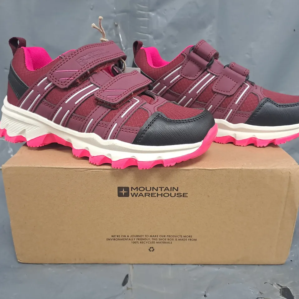 BOXED PAIR OF MOUNTAIN WAREHOUSE CANNONBALL KIDS ADAPTIVE WALKING SHOES IN BERRY SIZE UK 12