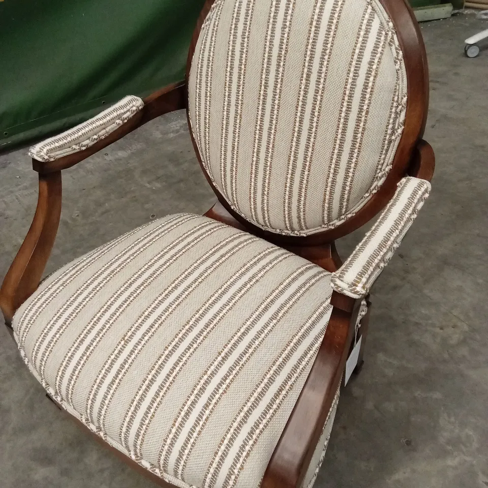QUALITY HIGH-END DESIGNER FABRIC ACCENT CHAIR