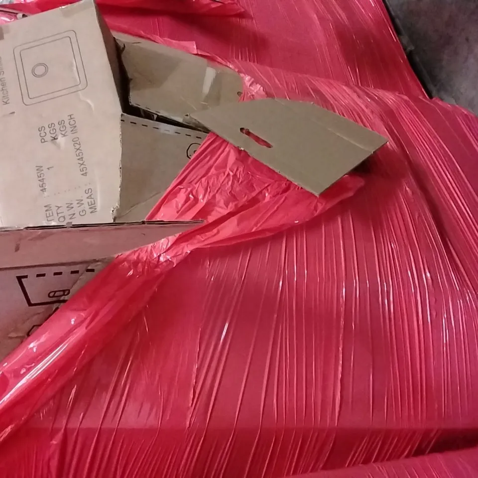PALLET OF ASSORTED HOUSEHOLD GOODS AND PRODUCTS TO INCLUDE;HEATED CLOTHES AIRER,SLEEPING BAG,KITCHEN SINK