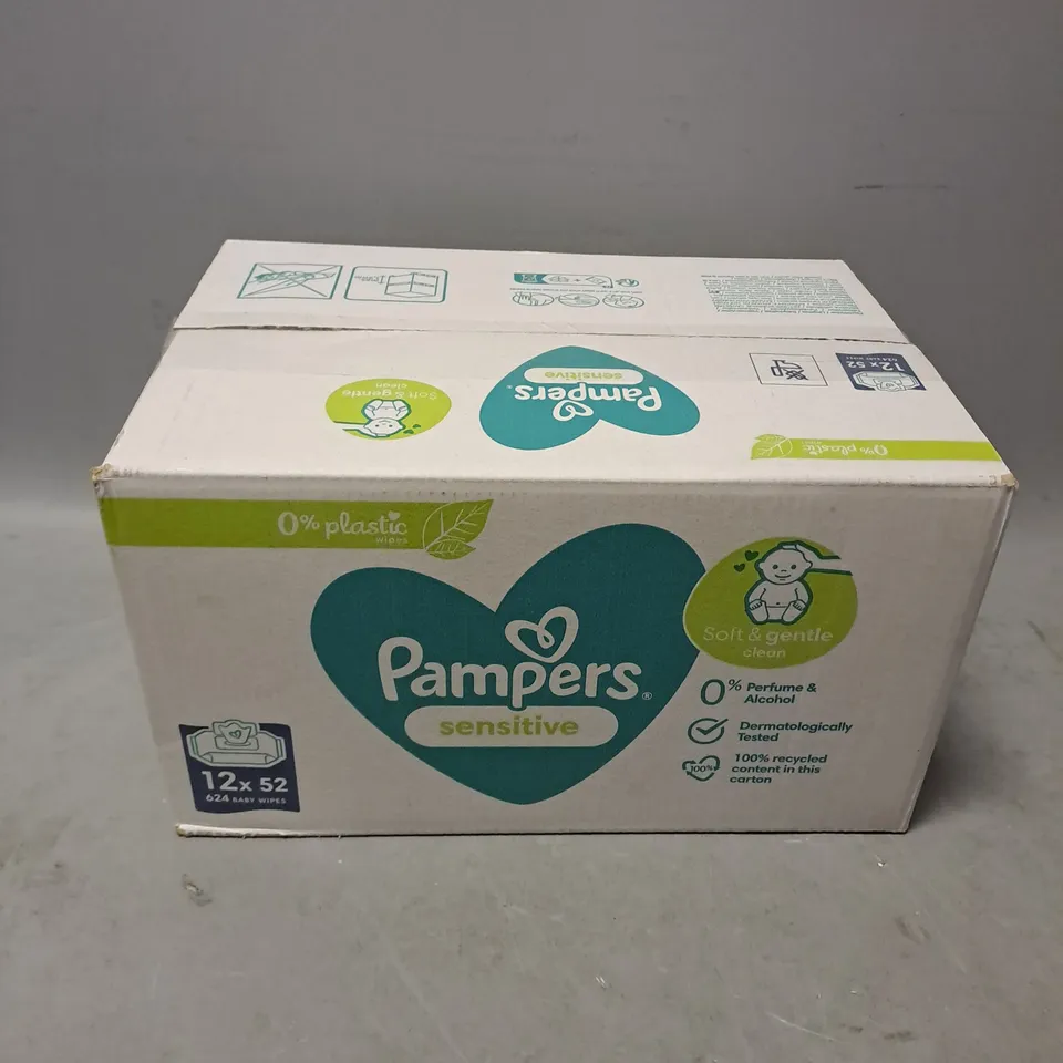 BOXED PAMPERS SENSITIVE BABY WIPES 12X52