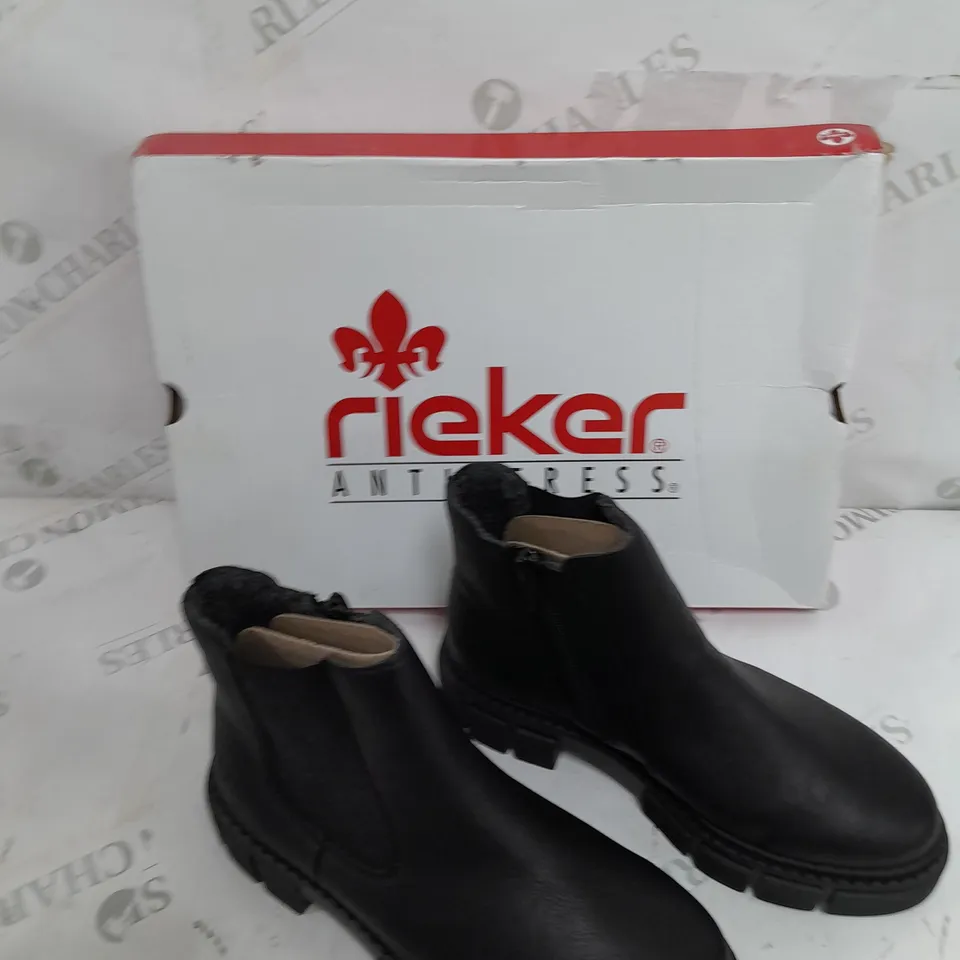 BOXED PAIR OF RIEKER CHUNKY ANKLE BOOTS IN BLACK - SIZE 3.5