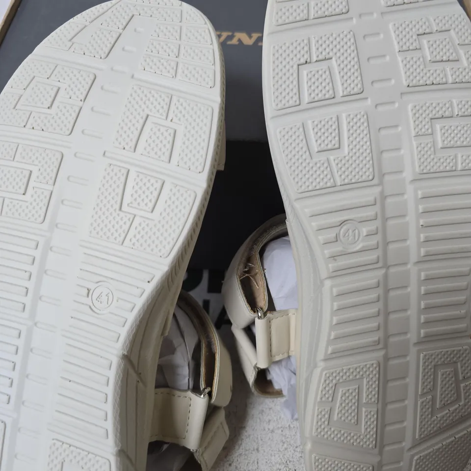 BOXED DUNLOP SERAFINA SHOES, BONE WHITE - SIZE 7