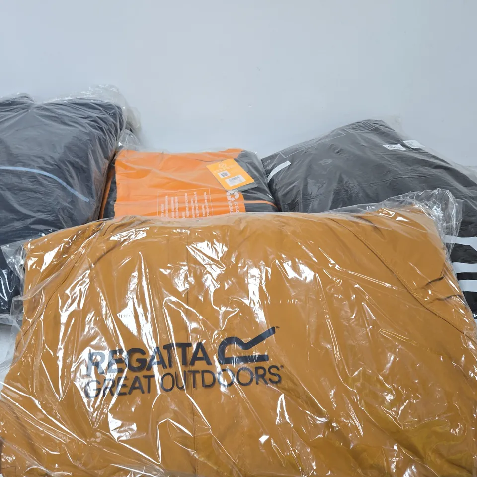 APPROXIMATELY 11 X ASSORTED BRAND NEW REGATTA CLOTHING PRODUCTS IN VARIOUS STYLES & SIZES 