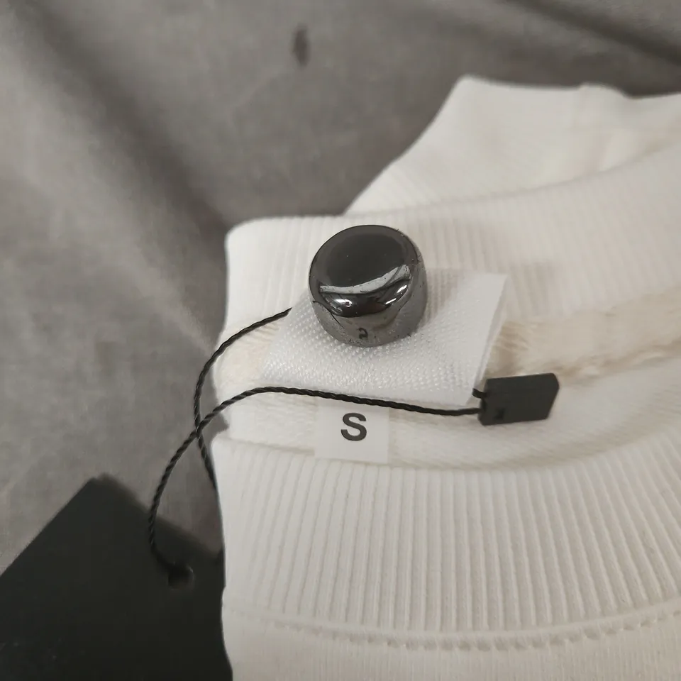 CALI ATHLETICS WHITE ATHLETIC TOP – SIZE S