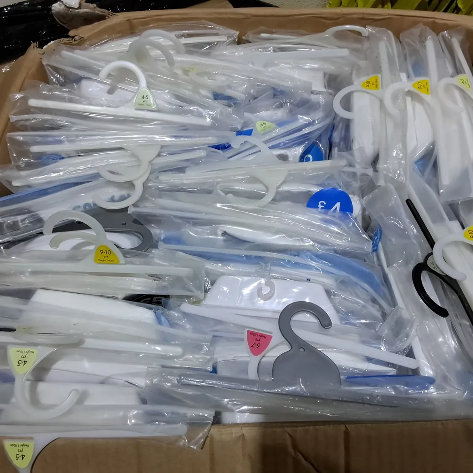 LOT OF APPROXIMATELY 40 ASSORTED 2-PACKS OF WHITE SCHOOL SHIRTS IN VARIOUS SIZES 