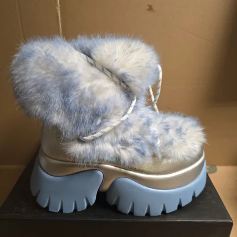 BOXED PAIR OF KOI WOMEN'S FUR-LINED BOOTS - UK SIZE 4