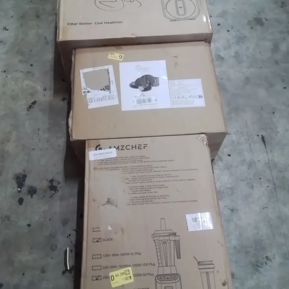 PALLET OF ASSORTED HOUSEHOLD GOODS AND PRODUCTS TO INCLUDE;WATER FILTRATION SYSTEM, DINNER SET,BLENDER, BREAD MAKER AND OTHER ASSORTED ITEMS...