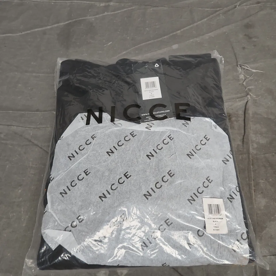 NICCE CASUAL HOODIE IN BALCK - SIZE M