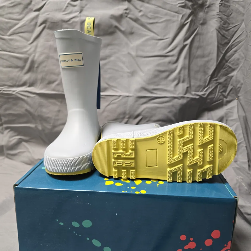 HOLLY & BEAU LIGHT BLUE RAIN BOOTS FOR KIDS UK 10