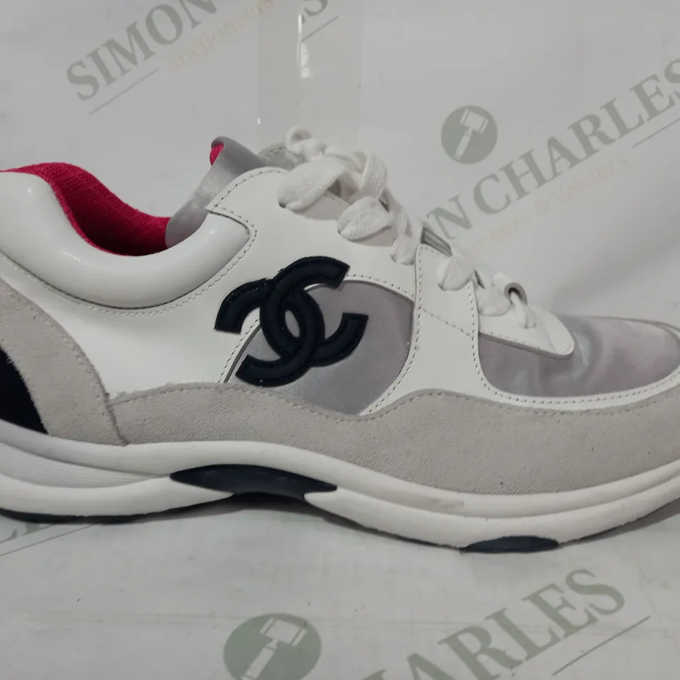 PAIR OF CHANEL TRAINERS IN WHITE/METALLIC SILVER EU SIZE 41