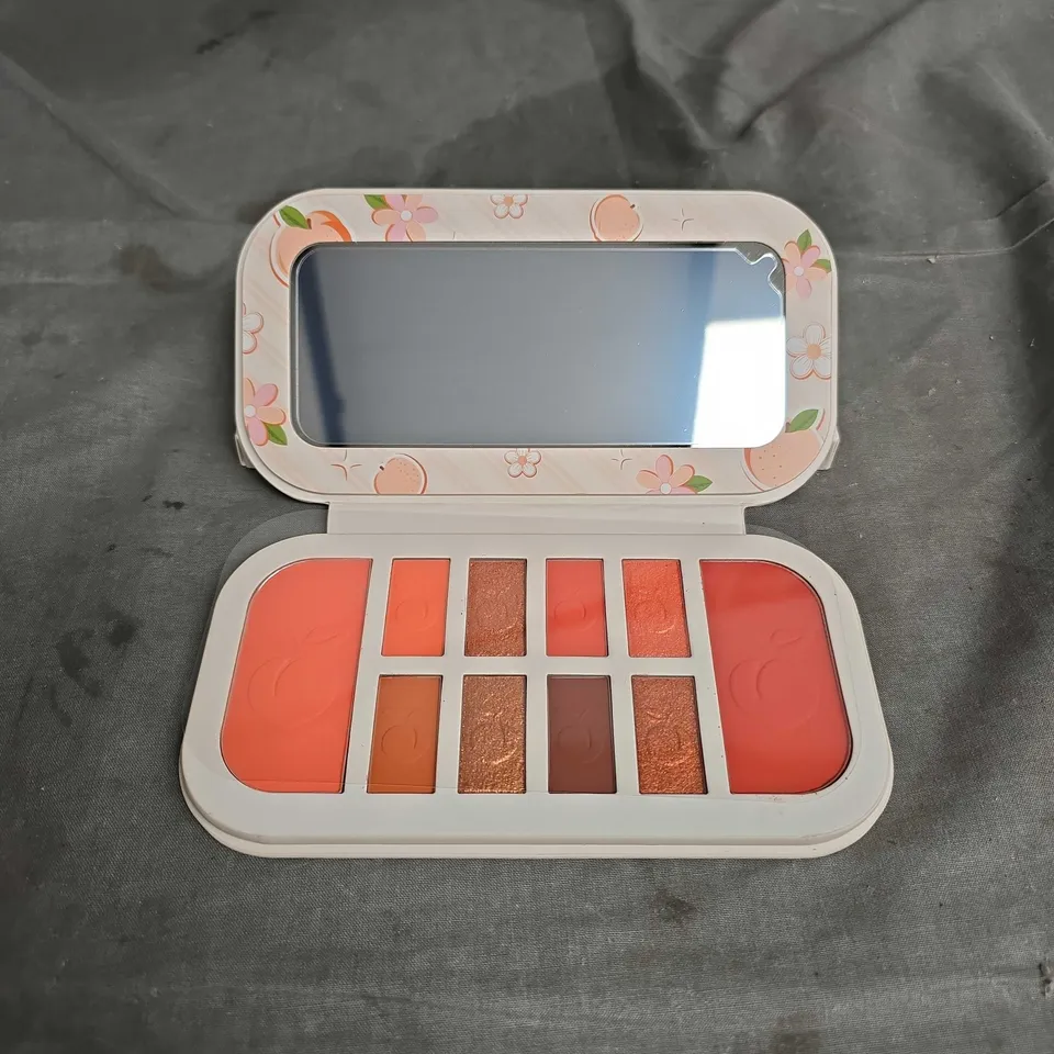 PLOUISE PEACH PERFECTION PALETTE FOR EYE & FACE