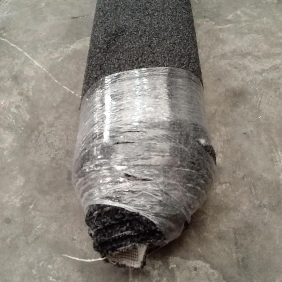 ROLL OF QUALITY LINCOLNSHIRE 99 BLACKJACK CARPET // APPROX SIZE; 2 x 4m