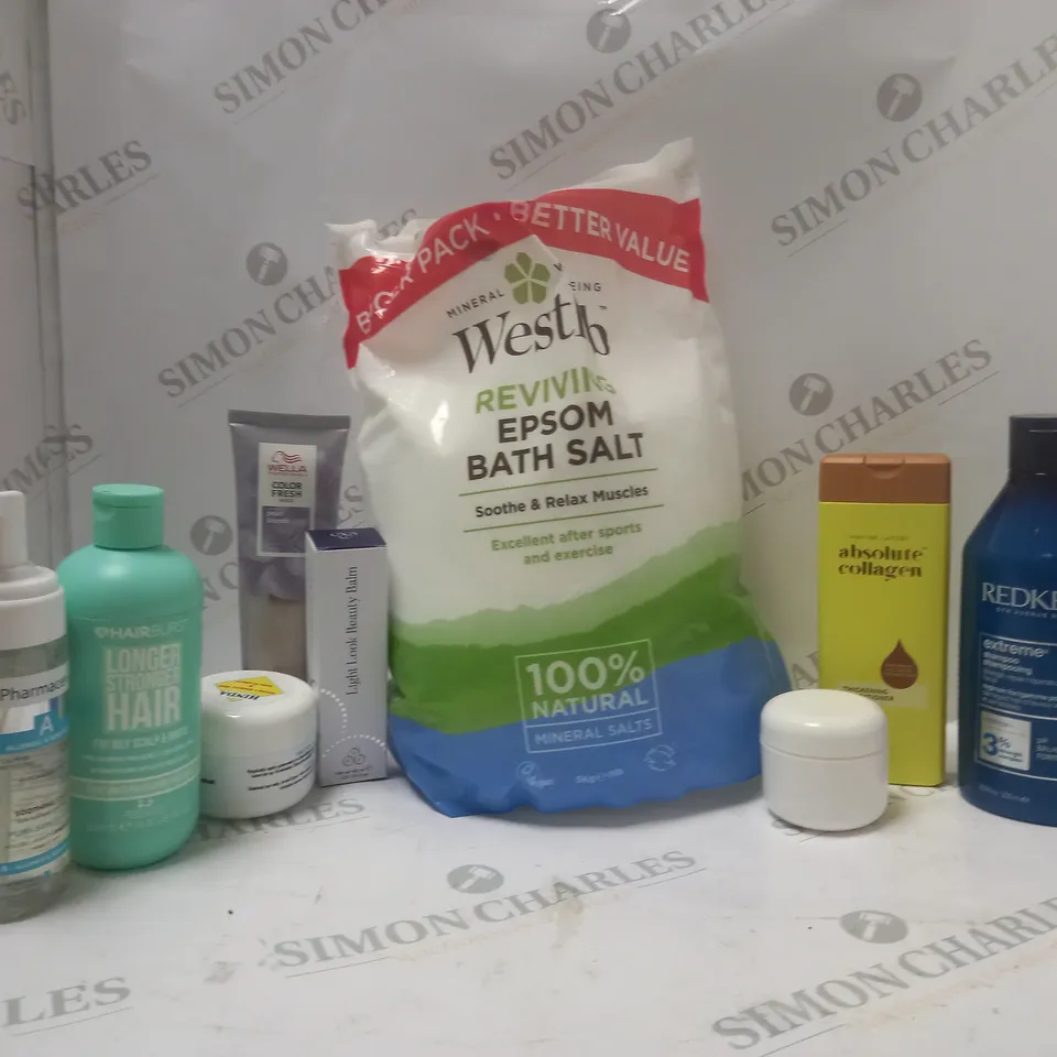 APPROXIMATLEY 18 COSMETICS ITEMS TO INCLUDE WESTLAB REVIVNG EPSOM BATH SALT (5kg), REDKEN EXTREME SHAMPOO (500ml), ABSOLOUTE COLLAGEN (250ml), ETC