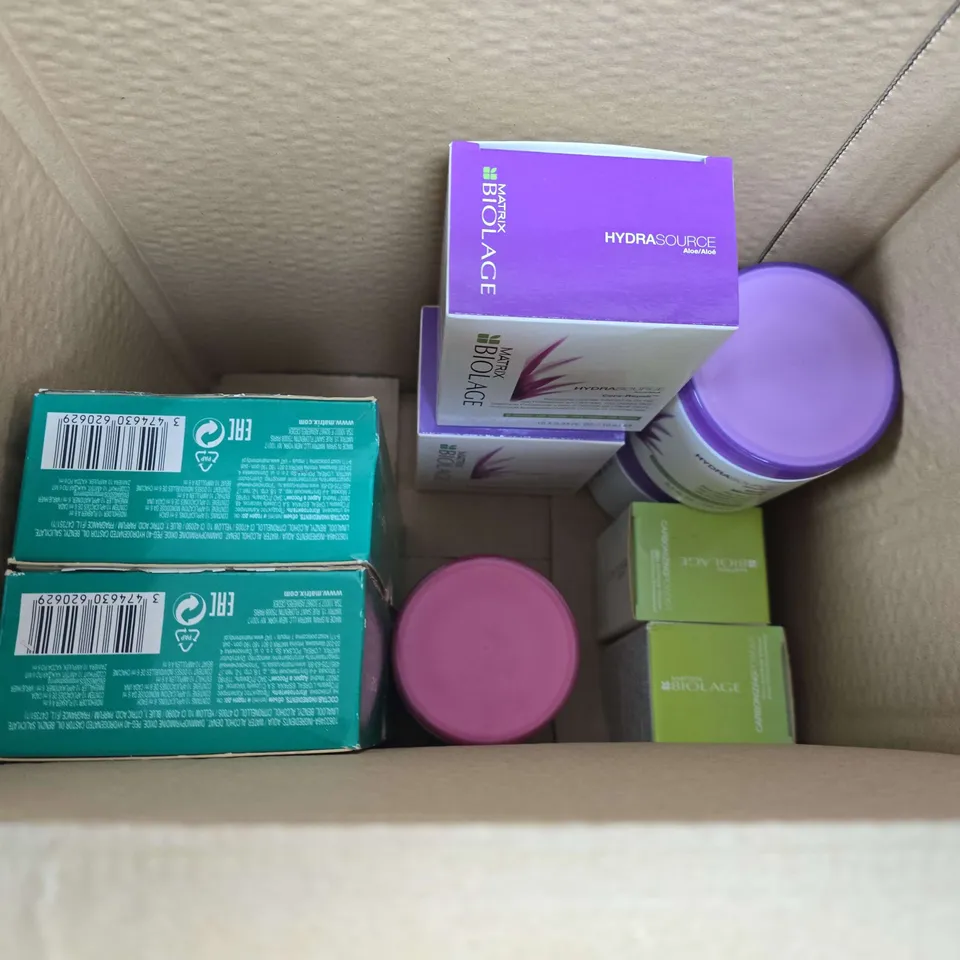 BOX OF APPROXIMATELY MATRIX BIOLAGE HAIR PRODUCTS
