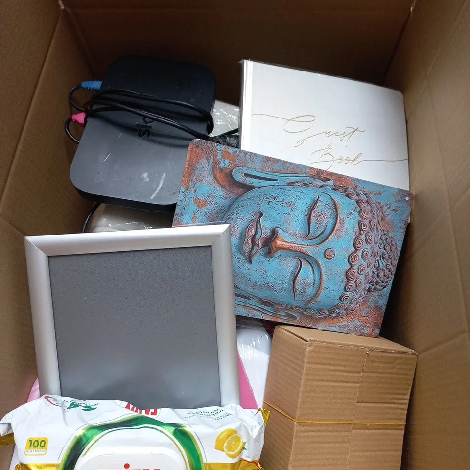 BOX OF APPROXIMATELY 20 ASSORTED ITEMS TO INCLUDE METAL FRAME, GUEST BOOK, FAIRY WIPES, SMOL, SKY BOX ETC